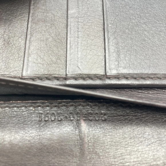 🤎🔹️GUCCI 🔹️ Leather long wallet Italy Guccissima heart Brown ✨️ - Picture 12 of 12